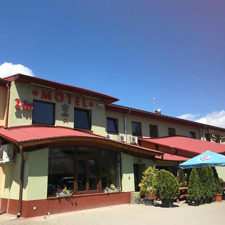 Motel Pintal Гожов Велкополски Екстериор снимка
