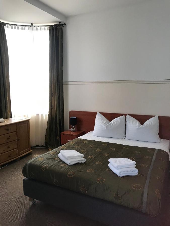 Motel Pintal Гожов Велкополски Екстериор снимка