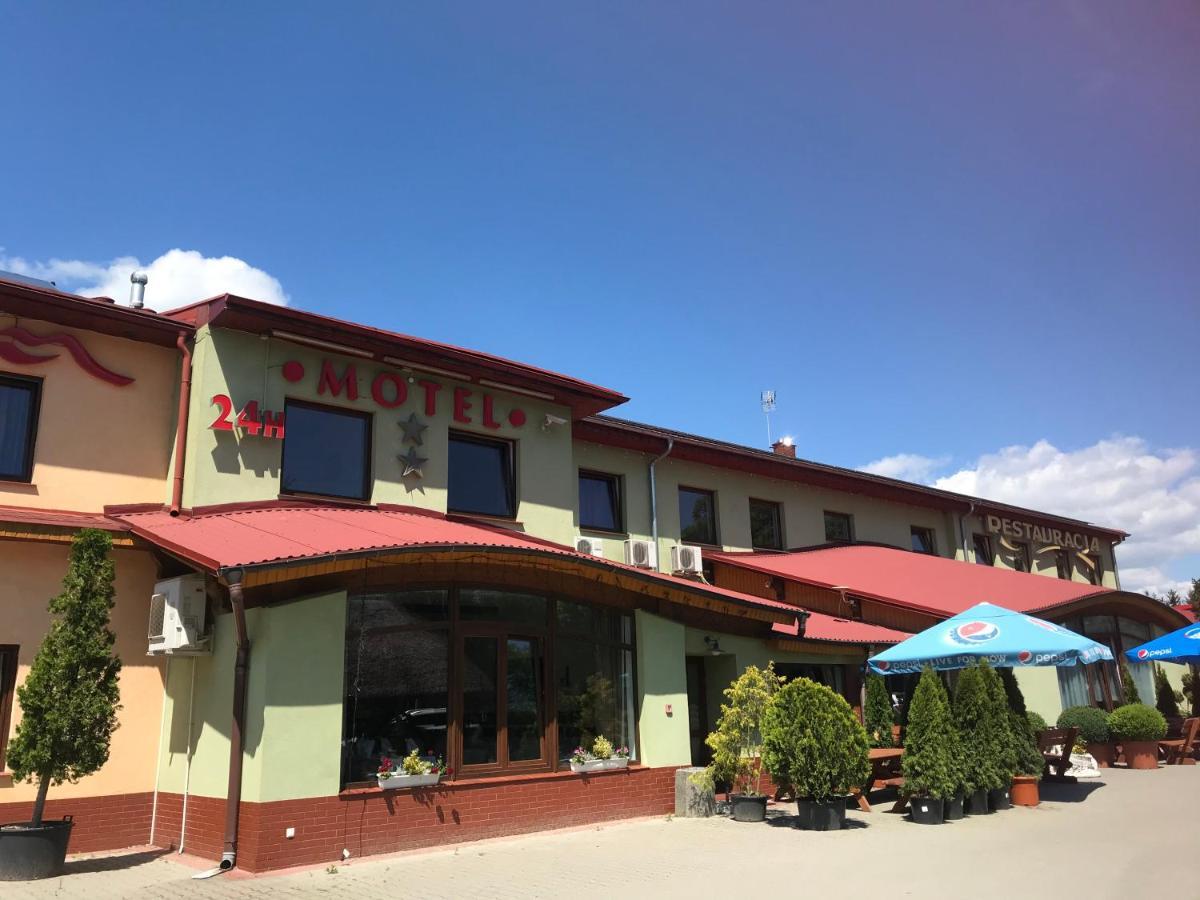 Motel Pintal Гожов Велкополски Екстериор снимка